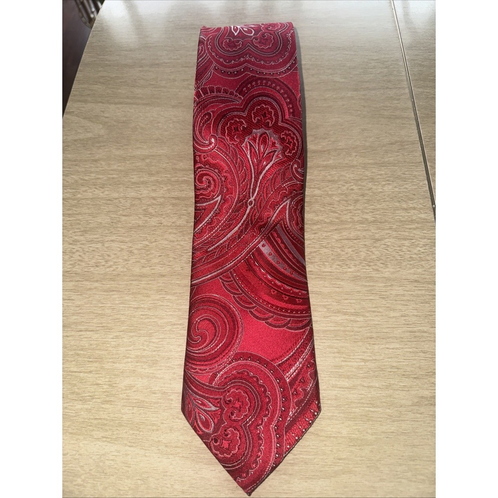 DONALD J. TRUMP  Red Black White Paisley Silk Tie Necktie MAGA 60 x 3½